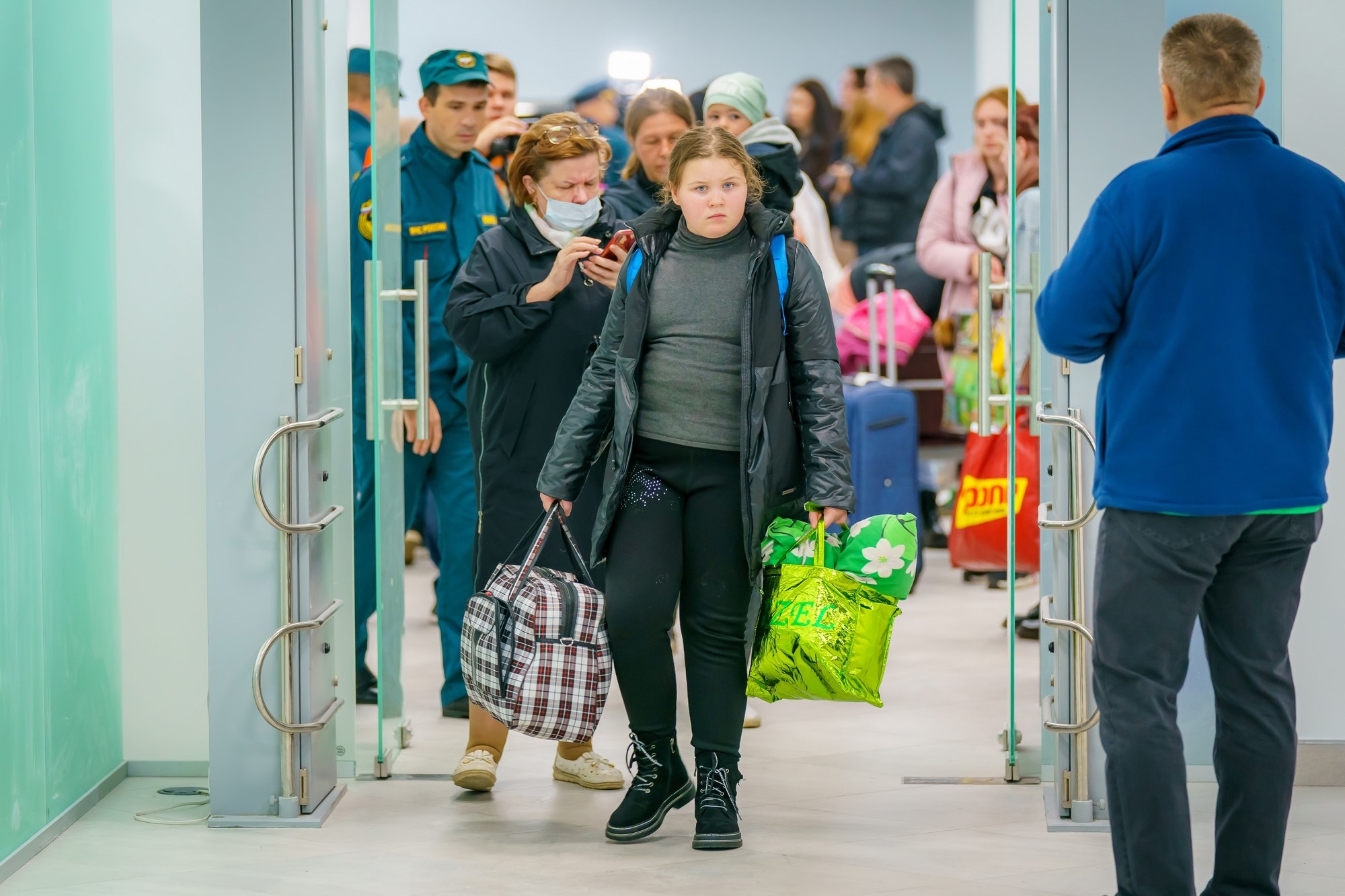 Спецрейс с эвакуированными детьми Донбасса прибыл в Югру